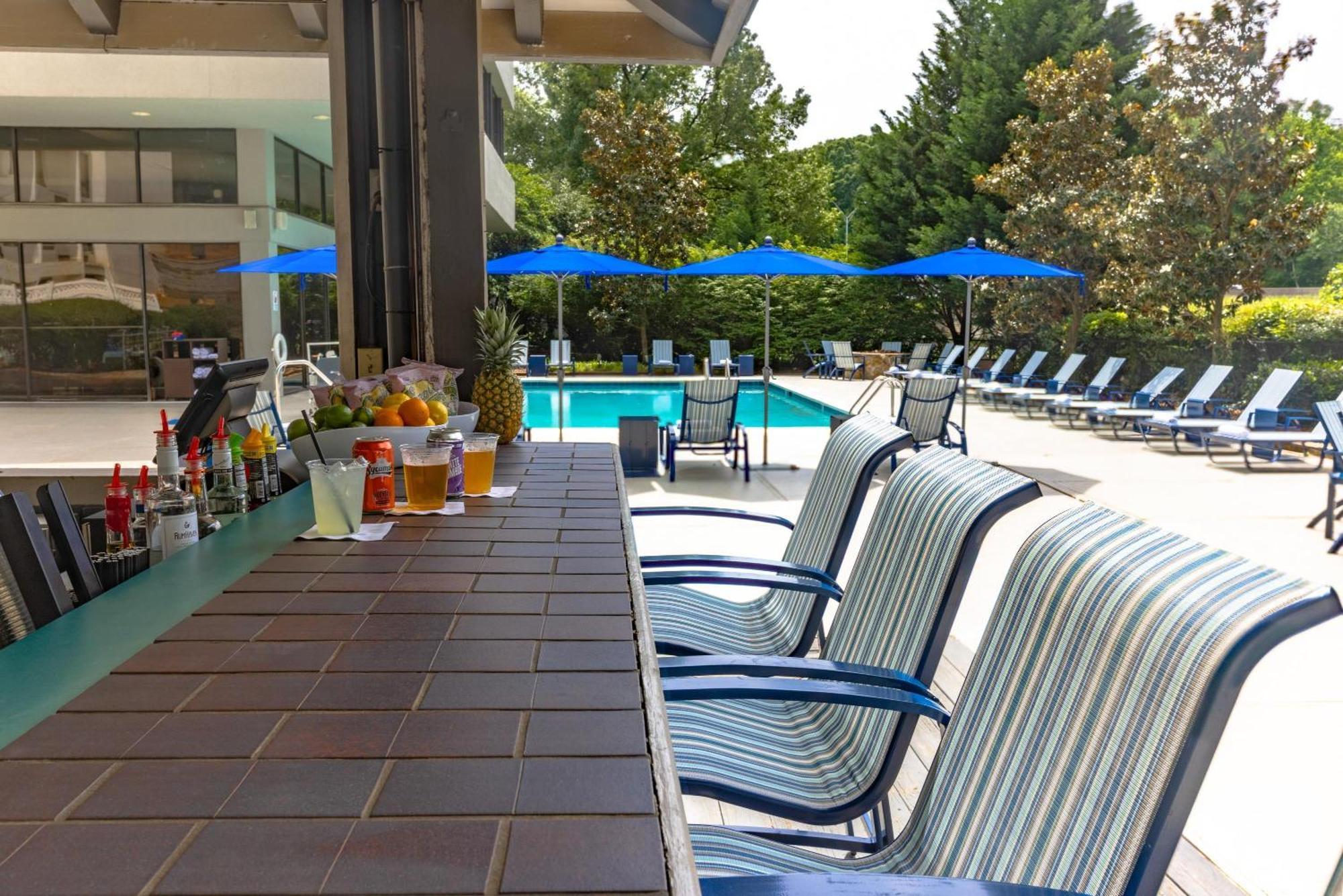Sonesta Charlotte Lower South End Exterior photo